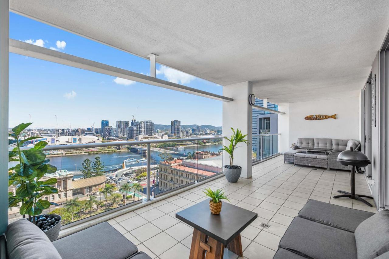 Apartment Dress Circle! 2bed/2bath/1car/amazing Views ~ Cbd